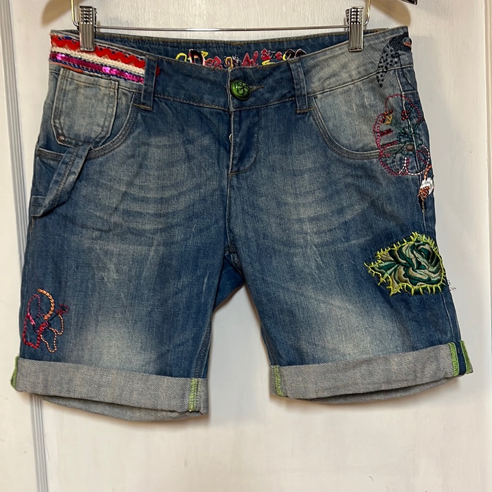 DESIGUAL l Embroidered Distressed Carpenter Bermuda Denim Shorts 30